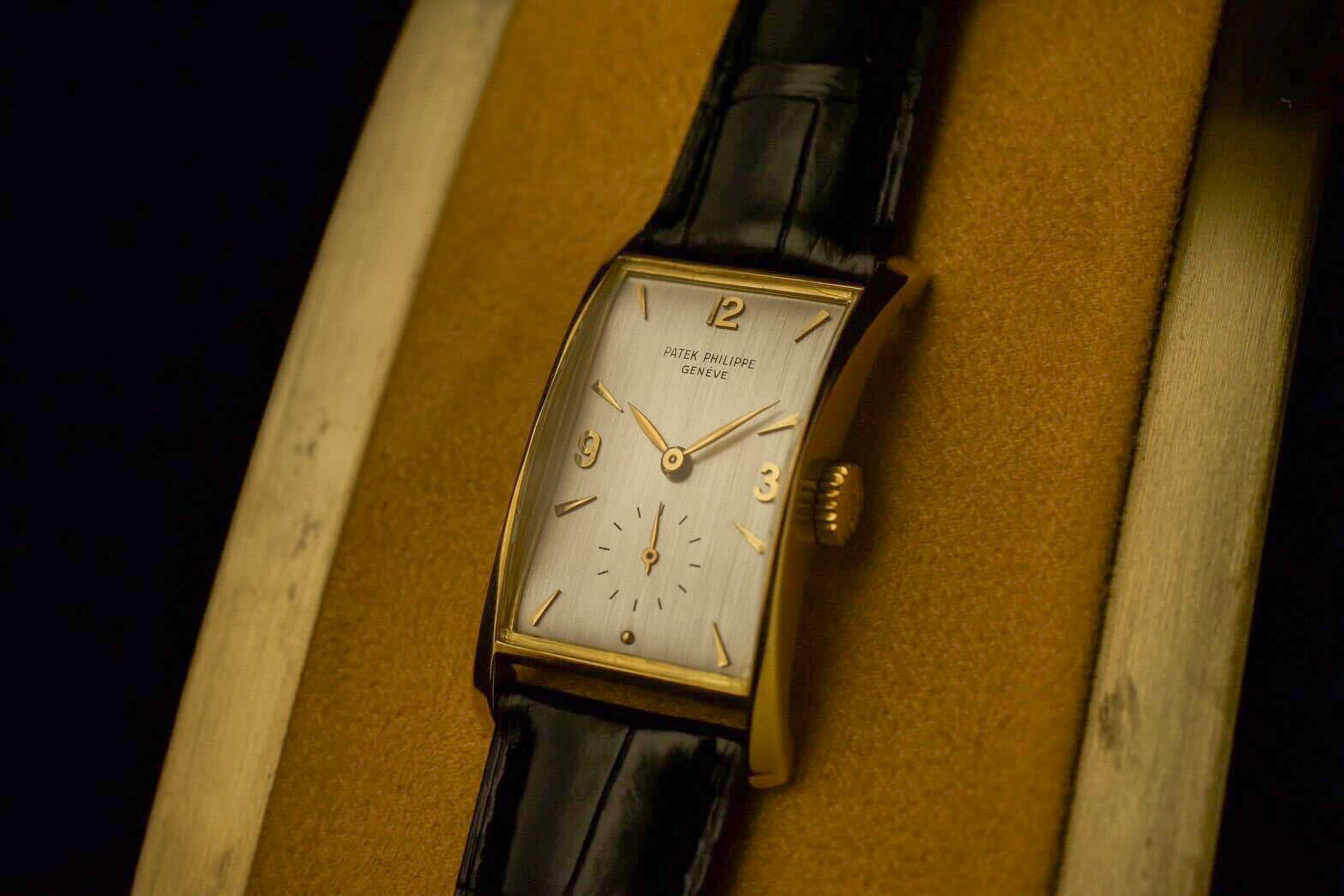 1950s Patek Philippe “Hour Glass” Ref.1593